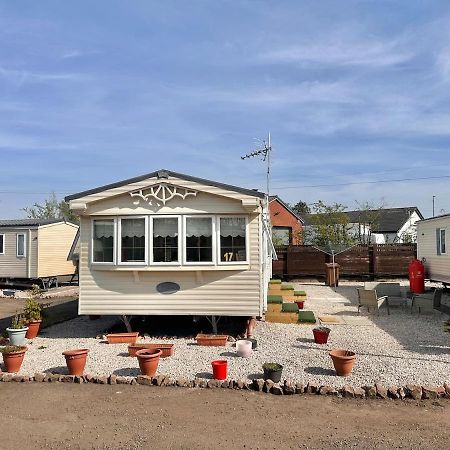 Willerby Granada 2-Bedroom Caravan, Glasgow Uddingston Bagian luar foto