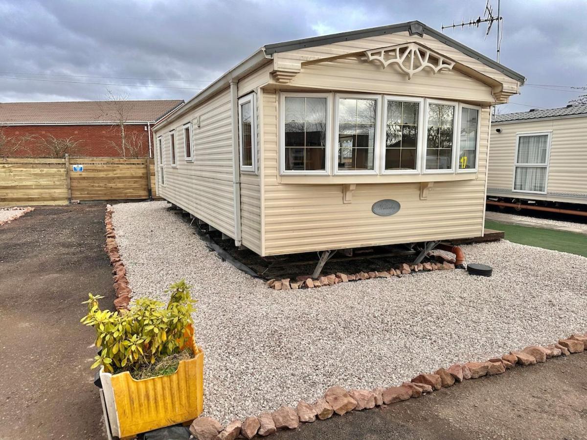 Willerby Granada 2-Bedroom Caravan, Glasgow Uddingston Bagian luar foto